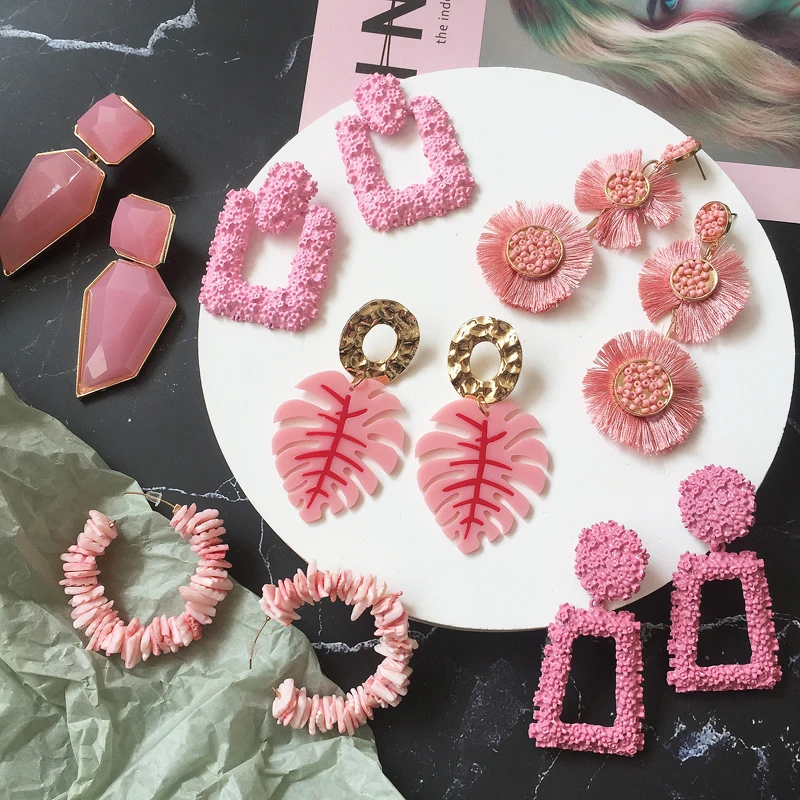 Zvzo Korea Fashion Pink Resin Beaded Drop Earrings For Women Girls ZA Wedding Jewelry 30 Designs Dangle Statement Earrings Gift
Zvzo Korea Fashion Pink Resin Beaded Drop Earrings For Women Girls ZA Wedding Jewelry 30 Designs Dangle Statement Earrings Gift