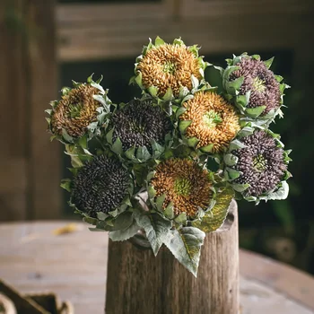 1Pcs Artificial Sunflower Fake Flower High Quality Simulation Silk Sunflower For Wedding Home Christmas Decoration QW16
1Pcs Artificial Sunflower Fake Flower High Quality Simulation Silk Sunflower For Wedding Home Christmas Decoration QW16