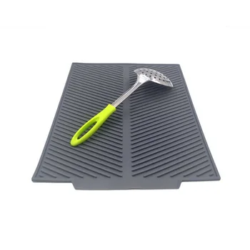 Rectangular Silicone Drain Mat for Drying Dishes Heat Resistant Pad Non-slip Tray Thick Water Pad Baking Tool Kitchen Utensils
Rectangular Silicone Drain Mat for Drying Dishes Heat Resistant Pad Non-slip Tray Thick Water Pad Baking Tool Kitchen Utensils