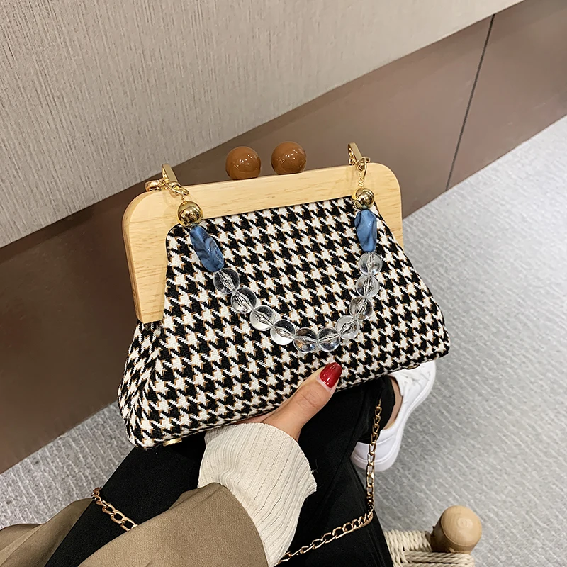 Sling Chain Bags For Women 2020 New Trend Luxury Designer Shoulder Crossbody Knit Houndstooth Mahjong Ladies Messenger Handbags
Sling Chain Bags For Women 2020 New Trend Luxury Designer Shoulder Crossbody Knit Houndstooth Mahjong Ladies Messenger Handbags