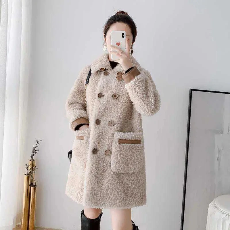 Autumn Winter Lamb Wool Fur Jacket Turn-Down Collar Double Breasted Women Double-Faced Fur Coat Korean Fashion Clothes Overcoat
Autumn Winter Lamb Wool Fur Jacket Turn-Down Collar Double Breasted Women Double-Faced Fur Coat Korean Fashion Clothes Overcoat