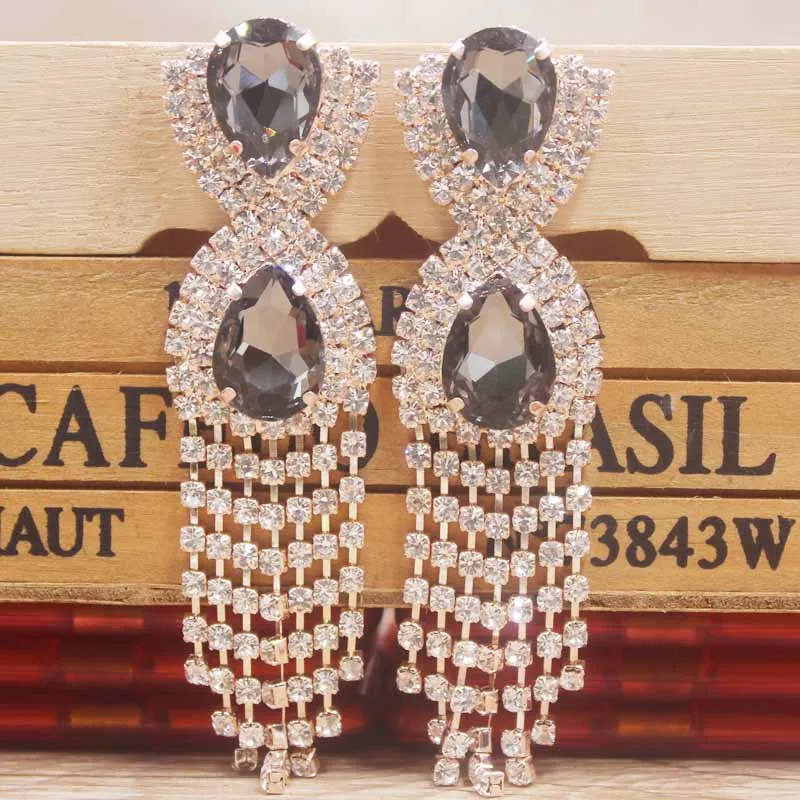 different design colorful Rhinestone Dangling Earrings Silver/ROSE Gold Long Tassel Earrings party show Wedding Earring jewelry
different design colorful Rhinestone Dangling Earrings Silver/ROSE Gold Long Tassel Earrings party show Wedding Earring jewelry