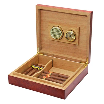 Humidificador de cigarros forrado con madera de cedro de 20 unidades con caja de higrómetro 
Humidificador de cigarros forrado con madera de cedro de 20 unidades con caja de higrómetro