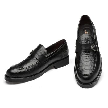 Fashion men's casual loafers shoes breathable light fabric *8188 spring autumn Crocodile skin black flat with cheap male shoes
Fashion men's casual loafers shoes breathable light fabric *8188 spring autumn Crocodile skin black flat with cheap male shoes