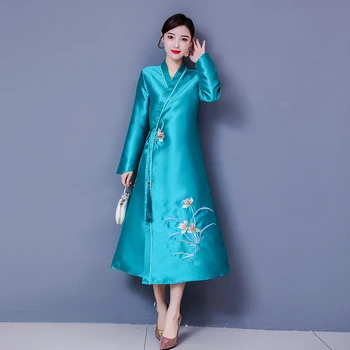 2020 women embroidery trench coat chinese style retro jacquard sleeve elegant loose lady coat female
2020 women embroidery trench coat chinese style retro jacquard sleeve elegant loose lady coat female