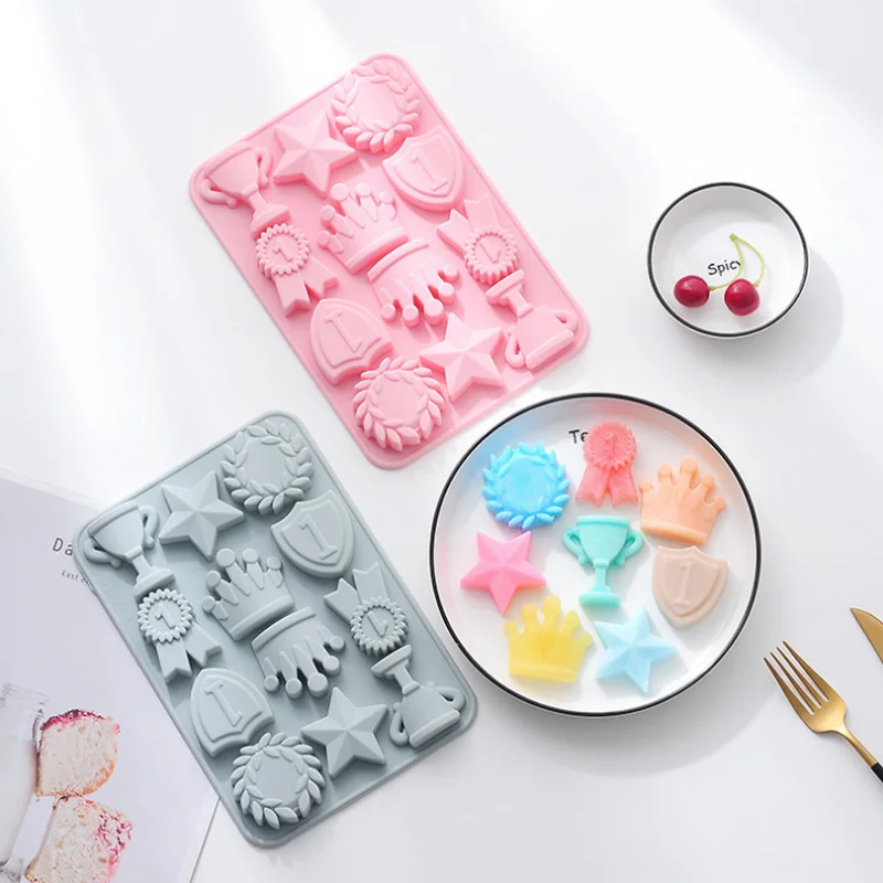 DIY 12 Companies Trophy Crown Baking Silicone Mold Jewelry Fillings Pendant Accessory Charms Handmade Epoxy Resin Cabochon Mould
DIY 12 Companies Trophy Crown Baking Silicone Mold Jewelry Fillings Pendant Accessory Charms Handmade Epoxy Resin Cabochon Mould