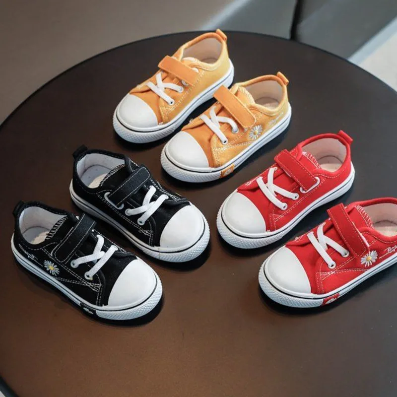 Spring Autumn White Running Sneakers Soft And Comfortable Boys Flat Shoes Red Low Top Children's Sneakers
Spring Autumn White Running Sneakers Soft And Comfortable Boys Flat Shoes Red Low Top Children's Sneakers