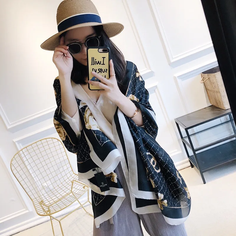 Camellia Silk Scarf Simulation Silk Sunscreen Scarves Women Fashion All-match Shawl Polyester Print Sciarpa Donna Foulard Luxe
Camellia Silk Scarf Simulation Silk Sunscreen Scarves Women Fashion All-match Shawl Polyester Print Sciarpa Donna Foulard Luxe