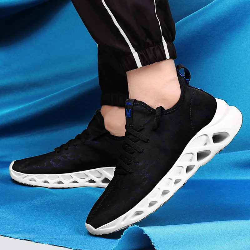 Autumn MEN'S SHOES Hollow out Bottom 2019 New Style Mesh Running Shoes Fashion Morning Run Night Running Breathable Athletic Sho
Autumn MEN'S SHOES Hollow out Bottom 2019 New Style Mesh Running Shoes Fashion Morning Run Night Running Breathable Athletic Sho