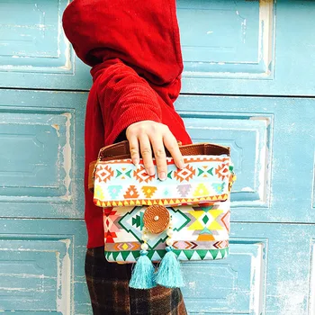 Travel Messenger Bag Women Chinese Style Shoulder Bag Female Bohemian Tassels Envelope Bag Small Fresh Lovely Messenger Bag 
Travel Messenger Bag Women Chinese Style Shoulder Bag Female Bohemian Tassels Envelope Bag Small Fresh Lovely Messenger Bag