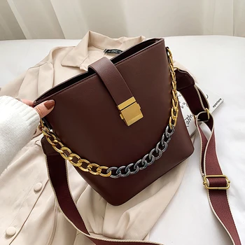 HOCODO Vintage Crossbody Bags For Women Bucket Shoulder Bag PU Leather Messenger Bag Large Capacity Ladies Handbag Bolsos Mujer
HOCODO Vintage Crossbody Bags For Women Bucket Shoulder Bag PU Leather Messenger Bag Large Capacity Ladies Handbag Bolsos Mujer