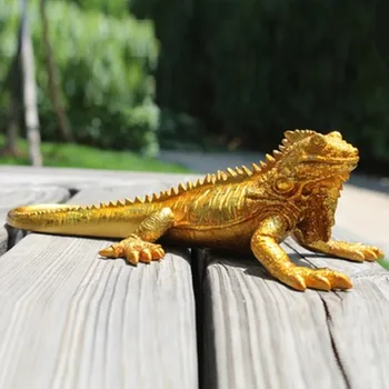 Creative Animal Vehicle-mounted Arts And Crafts Ornaments Personalized Home Decor Simple Lizard Ornaments
Creative Animal Vehicle-mounted Arts And Crafts Ornaments Personalized Home Decor Simple Lizard Ornaments