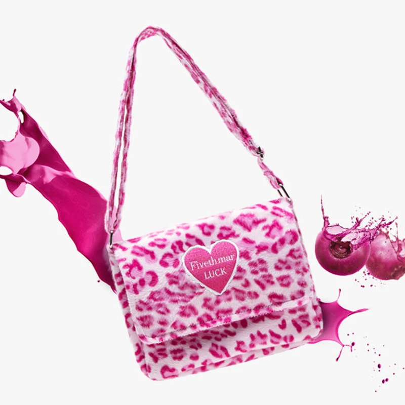 2020 Leopard Print Crossbody Bags for Women Autumn Winter Plush Soft Large Shoulder Messenger Bags Female Handbags and Purses
2020 Leopard Print Crossbody Bags for Women Autumn Winter Plush Soft Large Shoulder Messenger Bags Female Handbags and Purses