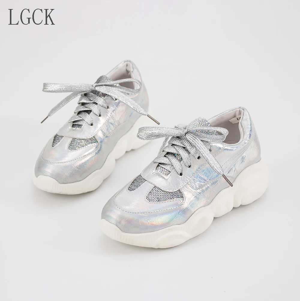 Plus Size 34-46 New 2020 Running Shoes Women Autumn Winter Comfortable Breathable PU+Mesh Flats Female Platform Casual Sneakers
Plus Size 34-46 New 2020 Running Shoes Women Autumn Winter Comfortable Breathable PU+Mesh Flats Female Platform Casual Sneakers