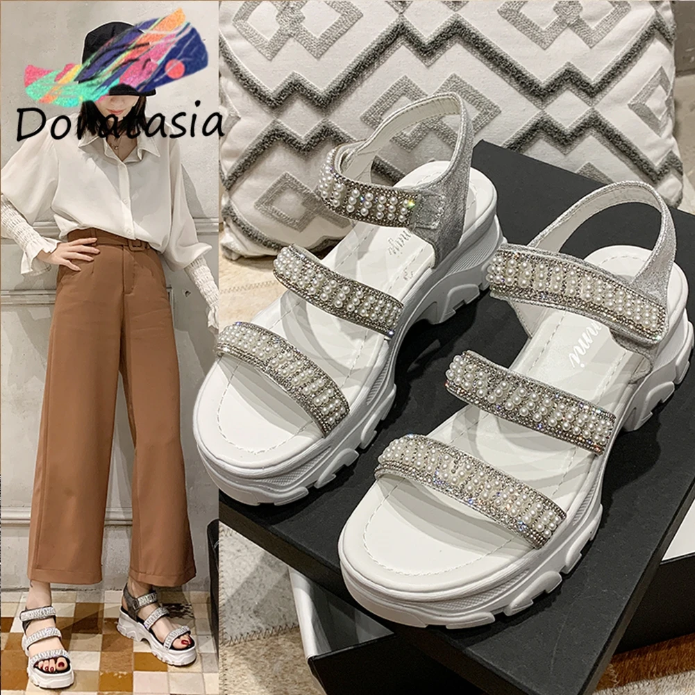 DORATASIA Fashion Lady Pearl Sandals Open Toe Hook Loop Brand Sandals Women Casual Hook Loop Thick Sole Bling Summer Shoes Woman
DORATASIA Fashion Lady Pearl Sandals Open Toe Hook Loop Brand Sandals Women Casual Hook Loop Thick Sole Bling Summer Shoes Woman