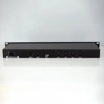 Controller DMX512 Splitter Light Signal Amplifier Splitter 8 way DMX Distributor for stage Equipment/SX-EL010
Controller DMX512 Splitter Light Signal Amplifier Splitter 8 way DMX Distributor for stage Equipment/SX-EL010