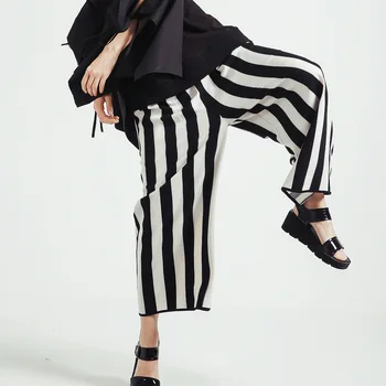 2020 Vertical Striped Elastic Waist Straight-Leg Pants Slimming Loose Simple Wide Leg Pants
2020 Vertical Striped Elastic Waist Straight-Leg Pants Slimming Loose Simple Wide Leg Pants