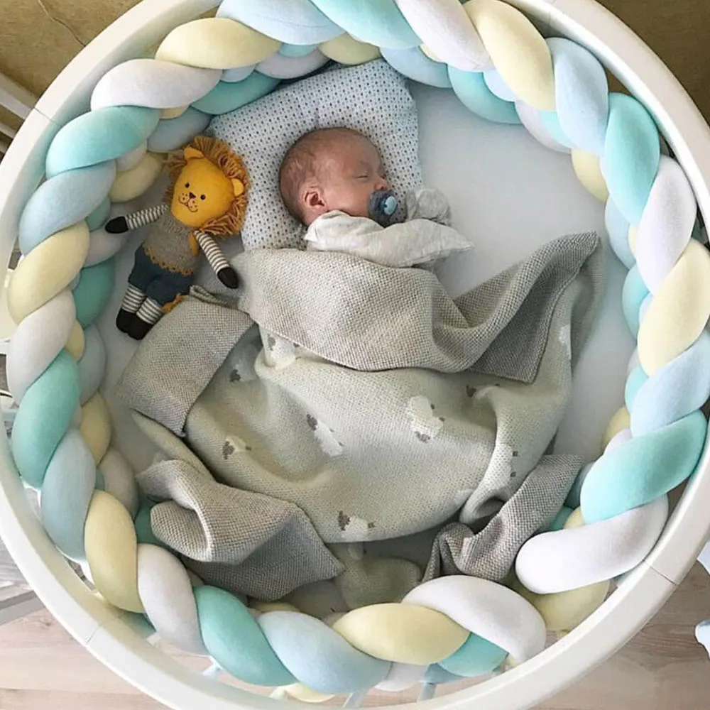 2.2M Baby Bed Bumper Fence long knotted 4 braid pillow for Babies Newborn Crib Bumper Fence Protector Infant Room Decor HM0018
2.2M Baby Bed Bumper Fence long knotted 4 braid pillow for Babies Newborn Crib Bumper Fence Protector Infant Room Decor HM0018