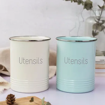 Round tableware storage jar Kitchen tableware storage jar Coverless cooking tools Metal jar Makeup brush jar
Round tableware storage jar Kitchen tableware storage jar Coverless cooking tools Metal jar Makeup brush jar