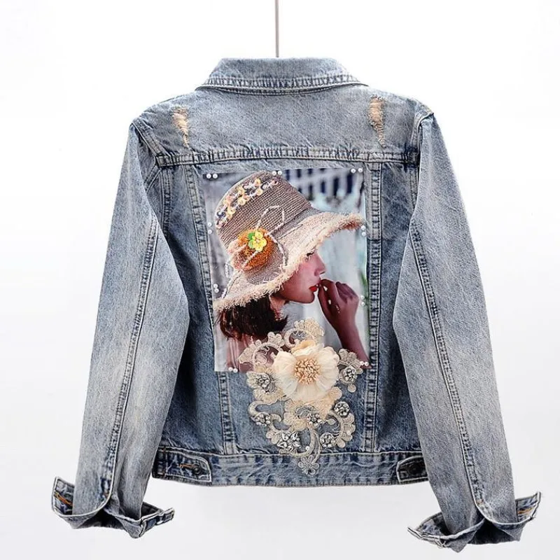 Spring 2020 new diamond-encrusted flower long-sleeved denim jacket women's short jacket jacket short coat.
Spring 2020 new diamond-encrusted flower long-sleeved denim jacket women's short jacket jacket short coat.