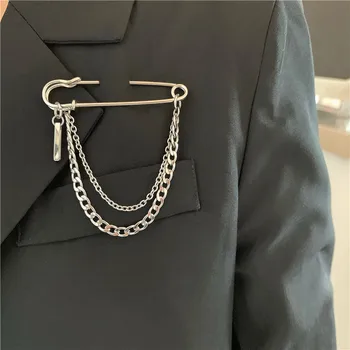 Hip Hop Metal Big Pins Brooches Unisex Couple Chain Tassle Design Suit Accessories For Women Men Fashion Jewelry Gift 
Hip Hop Metal Big Pins Brooches Unisex Couple Chain Tassle Design Suit Accessories For Women Men Fashion Jewelry Gift