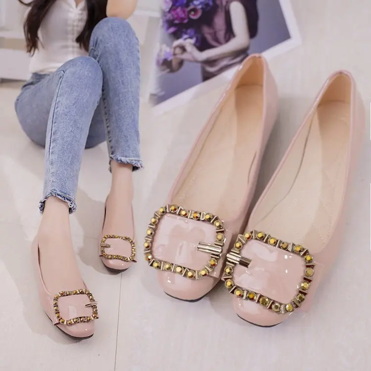 Spring simple rhinestone small square head comfortable flat bottom shallow mouth single shoes female lazy scoop shoes
Spring simple rhinestone small square head comfortable flat bottom shallow mouth single shoes female lazy scoop shoes