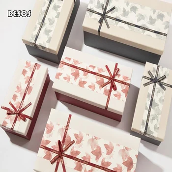 High-grade Fresh Grey Red Blue Maple Leaf Design Wedding Festival Party Celebration Bouquet Silk Scarf Shoes Clothes Exquisite Rectangular Gift Box B061D
High-grade Fresh Grey Red Blue Maple Leaf Design Wedding Festival Party Celebration Bouquet Silk Scarf Shoes Clothes Exquisite Rectangular Gift Box B061D