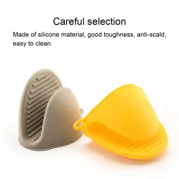 Silicone Anti-scald Anti-slip Hand Clip Insulated Silicone Gloves Microwave Oven Glove Clip Baking Tools Kitchen Utensil 
Silicone Anti-scald Anti-slip Hand Clip Insulated Silicone Gloves Microwave Oven Glove Clip Baking Tools Kitchen Utensil
