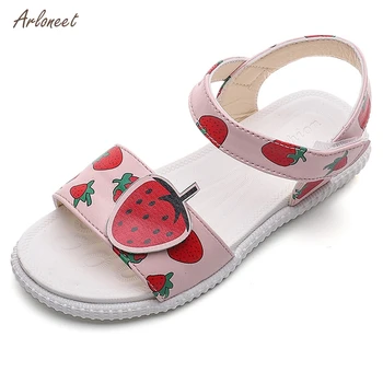 2020 Summer Kids Sandals Cartoon PU Printing Leather Flat Heels Boys Cork Sandal for Girl Children Toddler Beach Slipper 
2020 Summer Kids Sandals Cartoon PU Printing Leather Flat Heels Boys Cork Sandal for Girl Children Toddler Beach Slipper