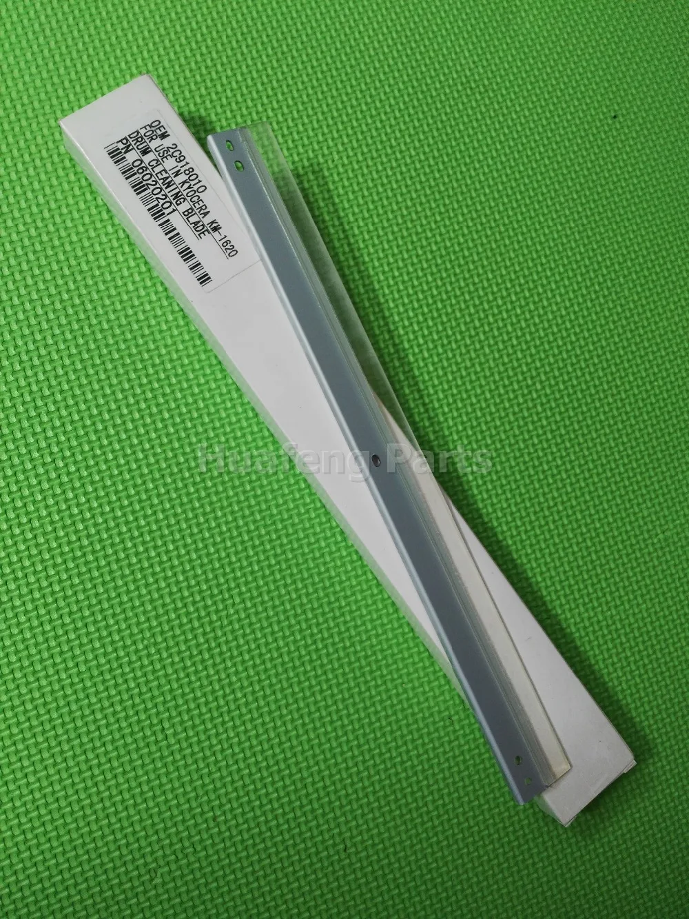 Free shipping 4pcs compatible new drum cleaning blade for Kyocera KM 1620 1635 1648 180 181 220 2050 2035 wiper balde 2C918010
Free shipping 4pcs compatible new drum cleaning blade for Kyocera KM 1620 1635 1648 180 181 220 2050 2035 wiper balde 2C918010