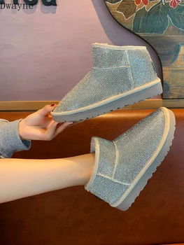 2019 winter new full snow boots women's wild warm plus velvet rhinestone short boots flat non-slip cotton shoes 
2019 winter new full snow boots women's wild warm plus velvet rhinestone short boots flat non-slip cotton shoes