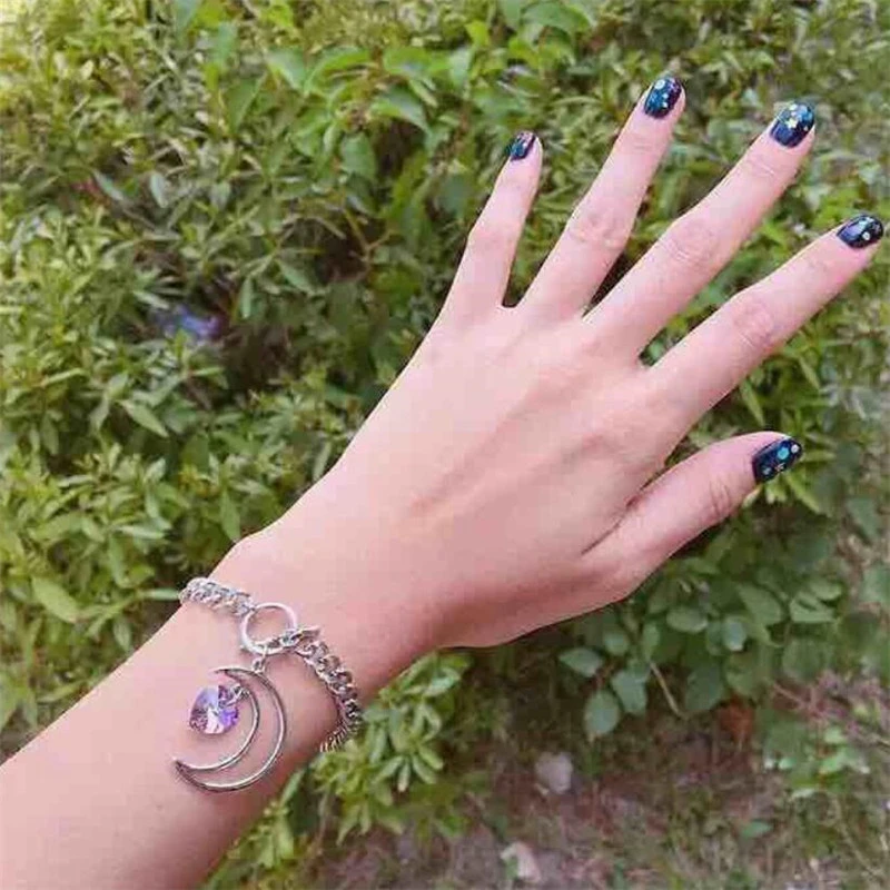 Japan and South Korea style women Openwork Moon Purple Crystal Sweetheart OT Buckle Bracelet best friends Bracelet jewellery
Japan and South Korea style women Openwork Moon Purple Crystal Sweetheart OT Buckle Bracelet best friends Bracelet jewellery