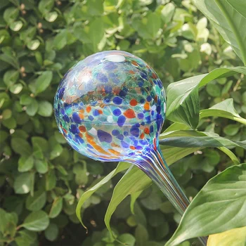 Automatic Watering Device for Plant Potted Travel Drip Irrigation Timer Glass Ball Garden watering Drip Pots Device 
Automatic Watering Device for Plant Potted Travel Drip Irrigation Timer Glass Ball Garden watering Drip Pots Device
