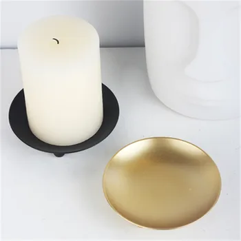 Metal Plated Candle Holders Round Candle Tray With Tripod Nordic Candelabra Home Wedding Table Decoration Candlestick Ornaments
Metal Plated Candle Holders Round Candle Tray With Tripod Nordic Candelabra Home Wedding Table Decoration Candlestick Ornaments