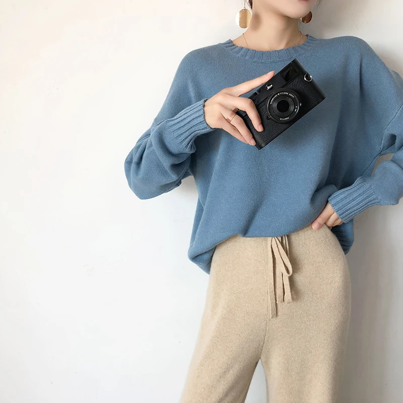 LHZSYY 2019 Autumn New Women's Knitted Round Neck Sweater Wild Long-Sleeved Solid Color Large Size Pullover Warm Bottoming shirt
LHZSYY 2019 Autumn New Women's Knitted Round Neck Sweater Wild Long-Sleeved Solid Color Large Size Pullover Warm Bottoming shirt