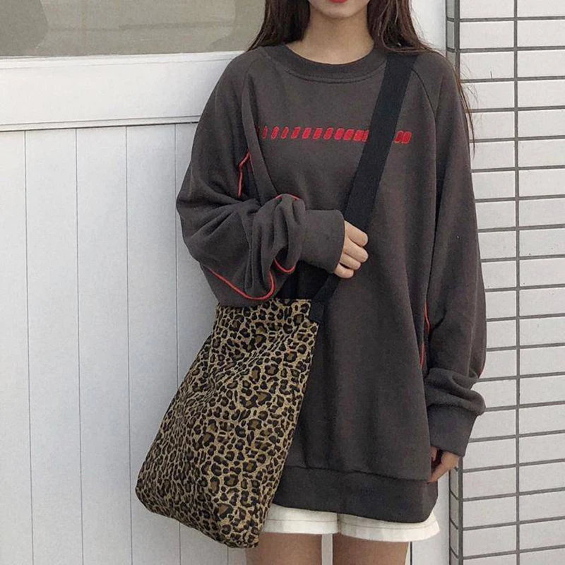 Women Canvas Tote Bag Leopard Print Shoulder Bags Fashion Large Capacity Shopping Bags Leopard Packs Leopard Print Cloth Bag
Women Canvas Tote Bag Leopard Print Shoulder Bags Fashion Large Capacity Shopping Bags Leopard Packs Leopard Print Cloth Bag