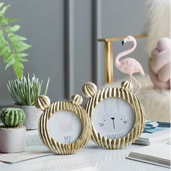 Branches Photo Frame Retro Cactus Shape Photo Frame for Wedding Party Family Home Decor Picture Desktop Frame Photo Frame Gifts
Branches Photo Frame Retro Cactus Shape Photo Frame for Wedding Party Family Home Decor Picture Desktop Frame Photo Frame Gifts