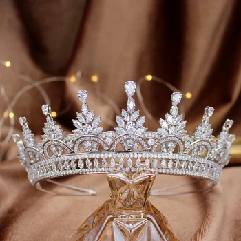 European Princess Plated Crystal Zircon Wedding Crown Silver Headpieces Bridal Tiara Hair Accessories Evening Hair Jewelry
European Princess Plated Crystal Zircon Wedding Crown Silver Headpieces Bridal Tiara Hair Accessories Evening Hair Jewelry