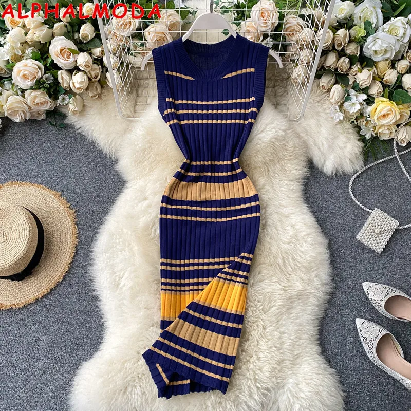 Женское винтажное трикотажное платье ALPHALMODA простое ретро в полоску без рукавов