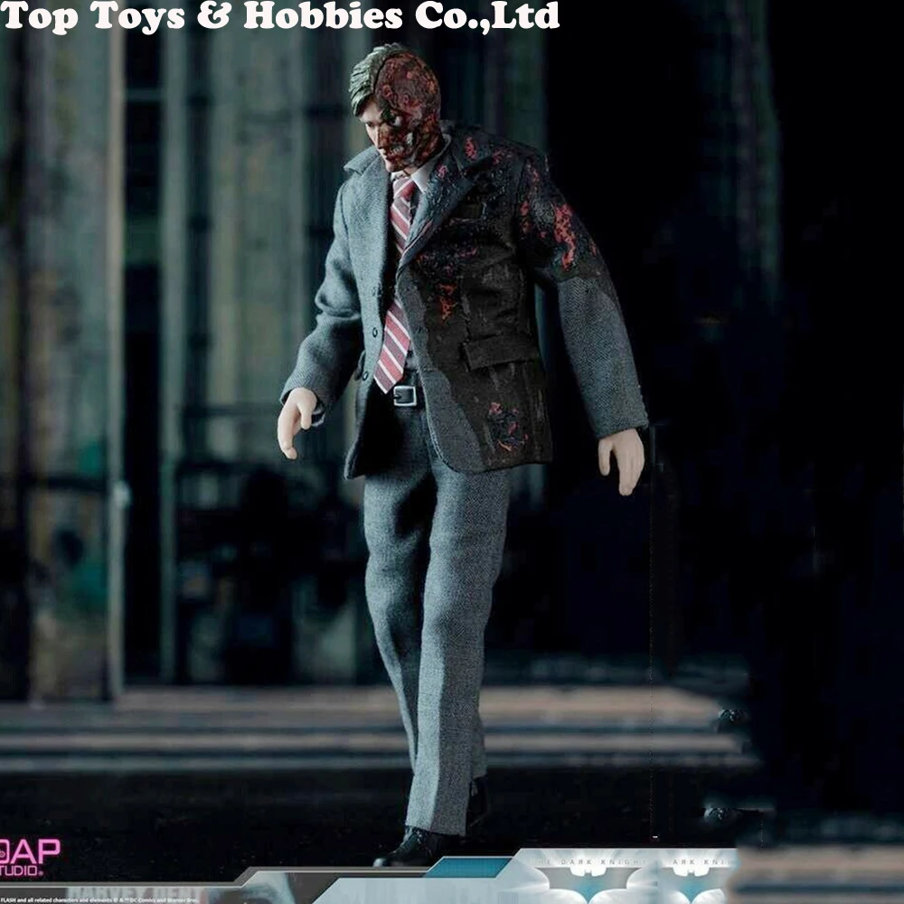 Cosplay 1/12 Scale Hot Soap Studio 1/12 Scale Dark Knight Batman Two-Face Harvey 6" Figure 1:12 6" Action Figures 
Cosplay 1/12 Scale Hot Soap Studio 1/12 Scale Dark Knight Batman Two-Face Harvey 6" Figure 1:12 6" Action Figures