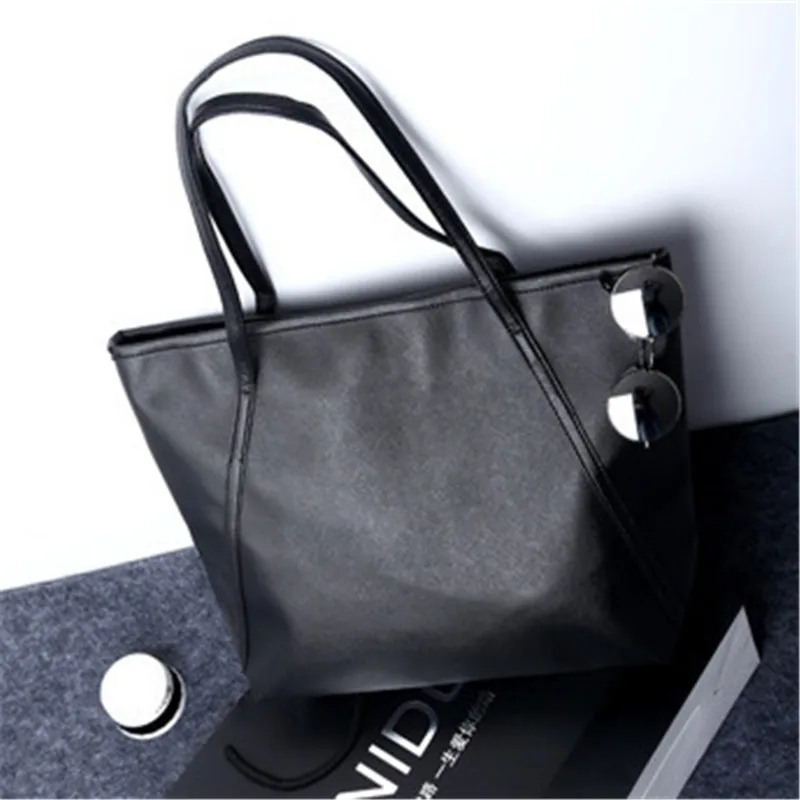 Autumn 2019 New European American Fashion Bag Toothpick pattern shoulder bag Leisure handbag B313
Autumn 2019 New European American Fashion Bag Toothpick pattern shoulder bag Leisure handbag B313