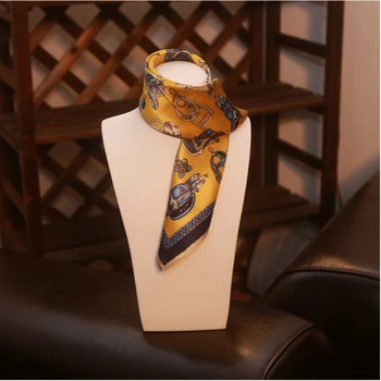 New silk scarf blue "stirrup leather" silk scarf small scarf professional scarf
New silk scarf blue "stirrup leather" silk scarf small scarf professional scarf