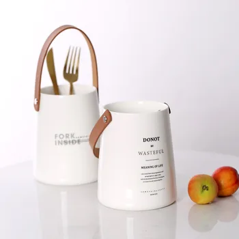 Leather Portable Drain Rack Spoon Bucket Organization Container Holder Racks Ceramic Chopsticks Tube Kitchen Storage Box 
Leather Portable Drain Rack Spoon Bucket Organization Container Holder Racks Ceramic Chopsticks Tube Kitchen Storage Box