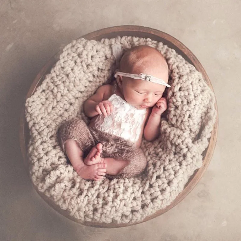 Lovely Newborn Hand Knitting Bodysuit Toddler Infant Baby Rompers Summer Sling Backless Lace Jumpsuit Romper Baby Girls Clothes
Lovely Newborn Hand Knitting Bodysuit Toddler Infant Baby Rompers Summer Sling Backless Lace Jumpsuit Romper Baby Girls Clothes