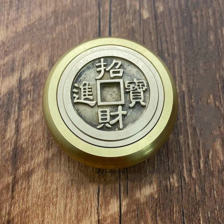 Pure copper, attracting wealth and treasure, copper money turning to fingertip gyro, decompressing cultural play, Taoist supplie
Pure copper, attracting wealth and treasure, copper money turning to fingertip gyro, decompressing cultural play, Taoist supplie