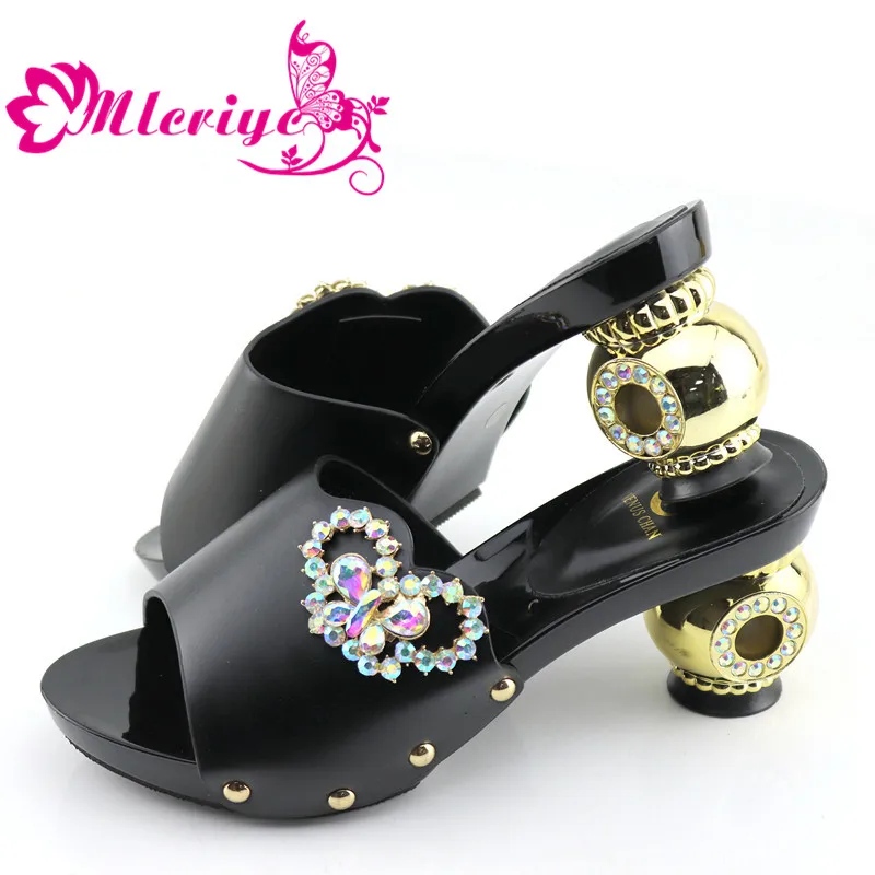 New Arrival Black Open Toe High Heel Women Pumps African Shoe for Party Wedding Sexy Pumps for Women African Ladies Party Shoes 
New Arrival Black Open Toe High Heel Women Pumps African Shoe for Party Wedding Sexy Pumps for Women African Ladies Party Shoes