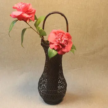 Handmade Bamboo Products Bamboo Crafts Japanese Bamboo Weaving Flower Arrangement Hand Basket Zen Tea Table Decoration
Handmade Bamboo Products Bamboo Crafts Japanese Bamboo Weaving Flower Arrangement Hand Basket Zen Tea Table Decoration