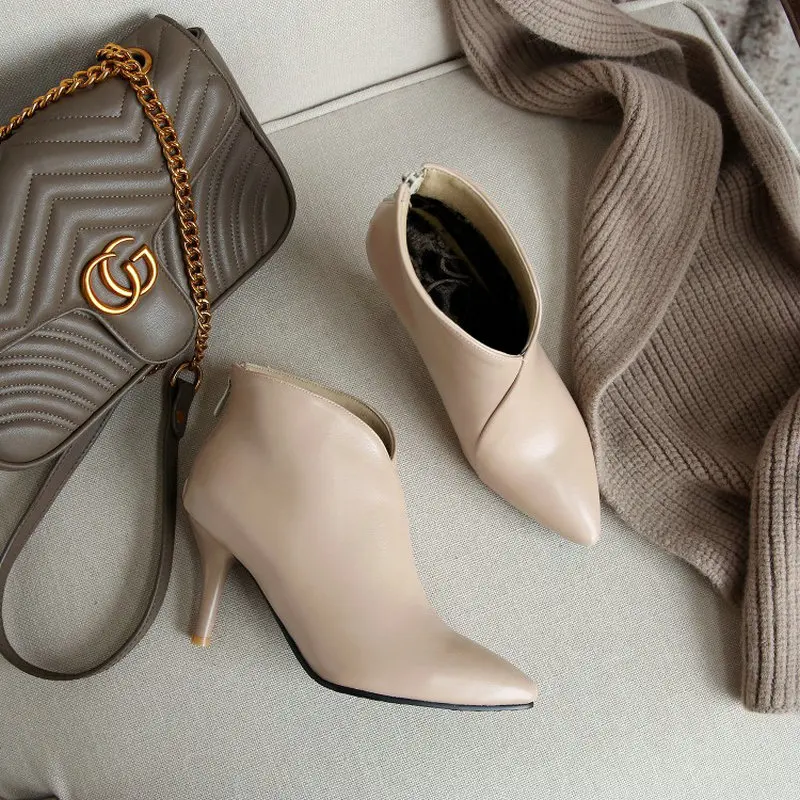 2019 Winter Autumn Spring Pointed Toe V Cut Woman Booties Thin High Heels Shoes Women Ankle Boots Plus Size 47 48
2019 Winter Autumn Spring Pointed Toe V Cut Woman Booties Thin High Heels Shoes Women Ankle Boots Plus Size 47 48