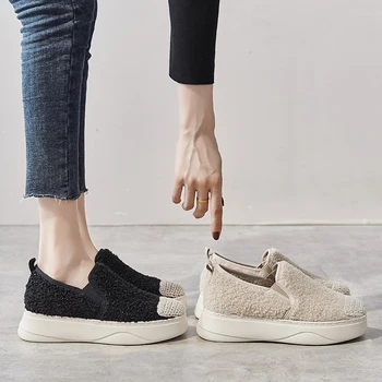 Fur shoes women wear winter 2019 new wild thick bottom cakes a pedal Lok Fu shoes peas warm flat cotton shoes
Fur shoes women wear winter 2019 new wild thick bottom cakes a pedal Lok Fu shoes peas warm flat cotton shoes