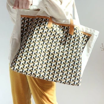 Retro Printing Portable Tote Handbag 2020 New Geometric Pattern Insfamous Large Capacity One-shoulder Canvas Bag Shopping Totes
Retro Printing Portable Tote Handbag 2020 New Geometric Pattern Insfamous Large Capacity One-shoulder Canvas Bag Shopping Totes